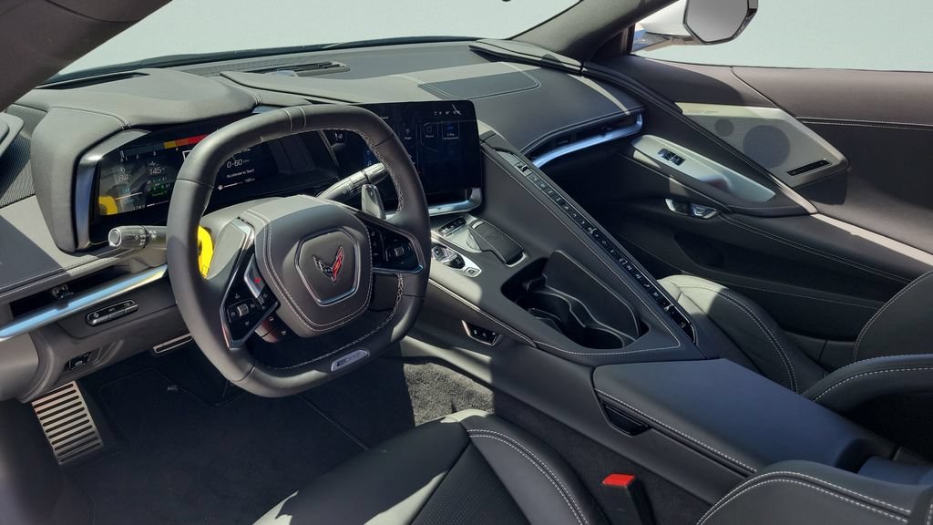 2025 Chevrolet Corvette 2LZ - Photo 11