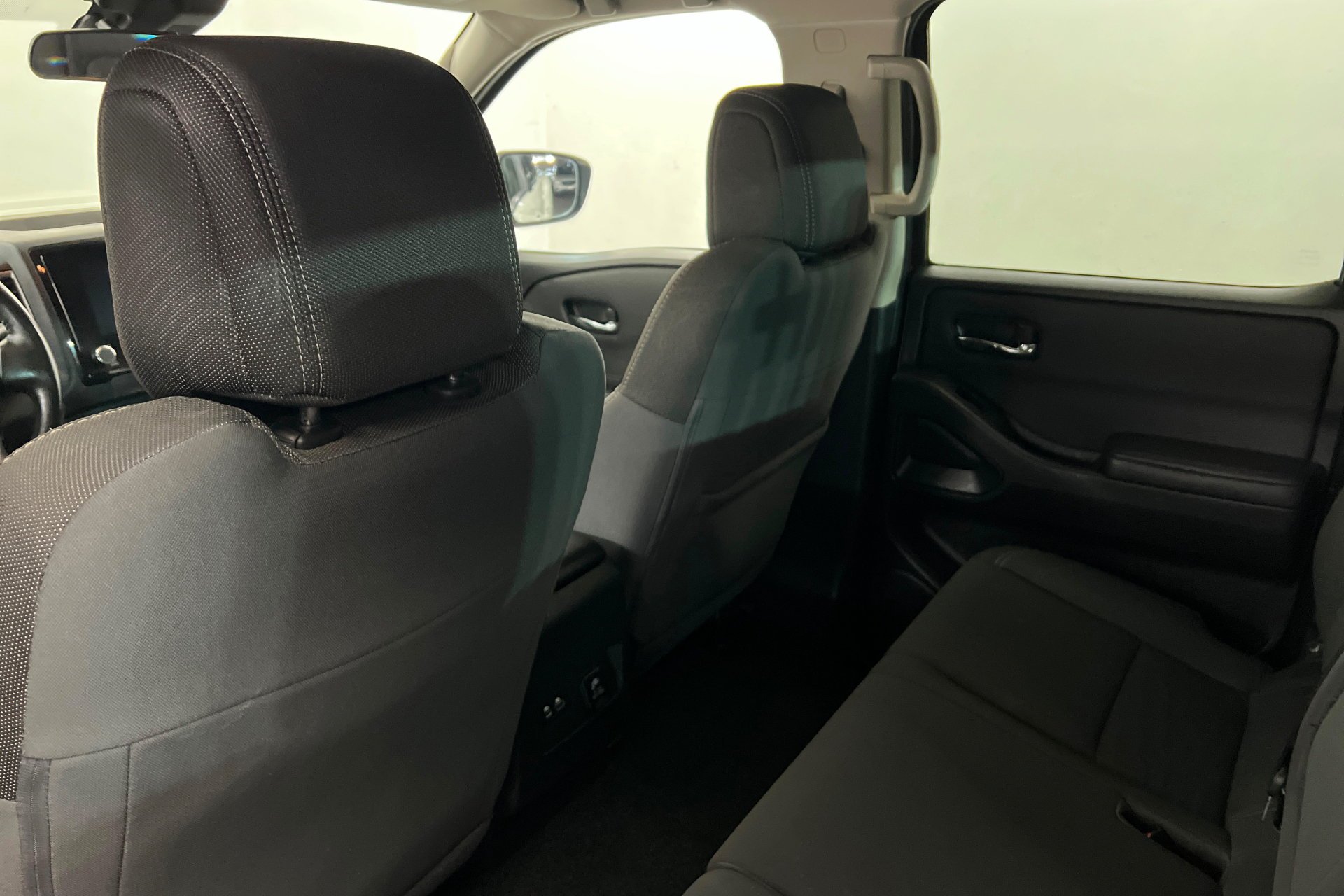 2024 Nissan Frontier SV - Photo 20