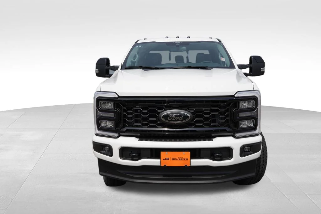 New 2026 Star White Metallic Tri-Coat Ford Lariat image 8