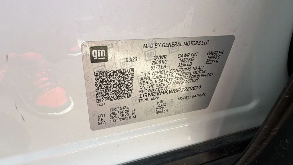 Used 2023 Summit White Chevrolet LT Leather image 30