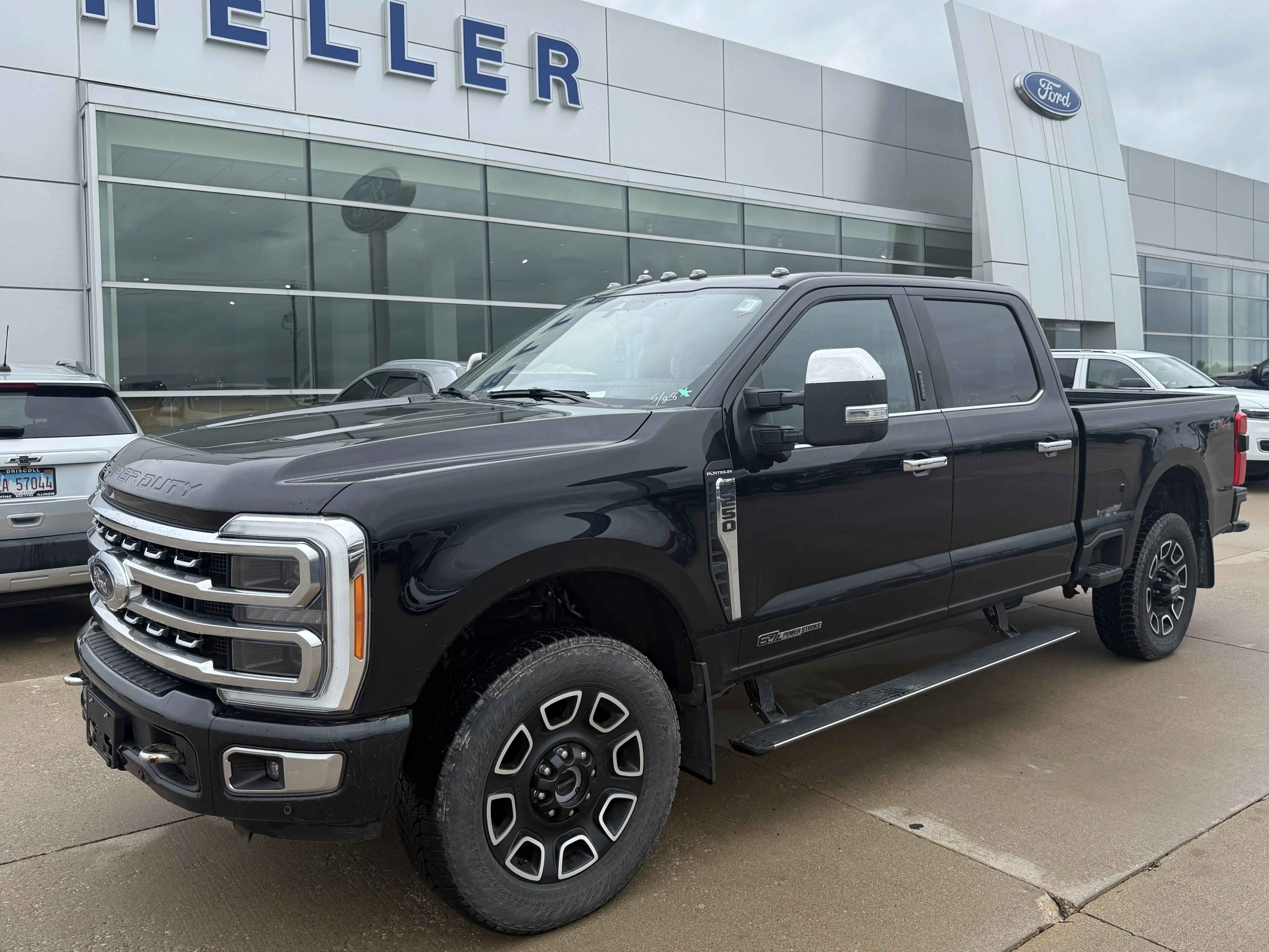 Used 2023 Agate Black Metallic Ford Platinum image 3
