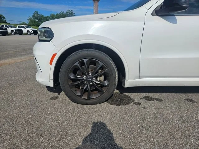 Used 2021 White Dodge SXT Plus image 26