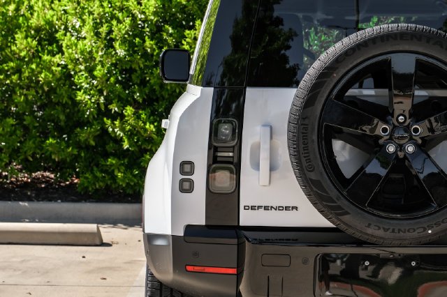 New 2026 White Land Rover S image 56