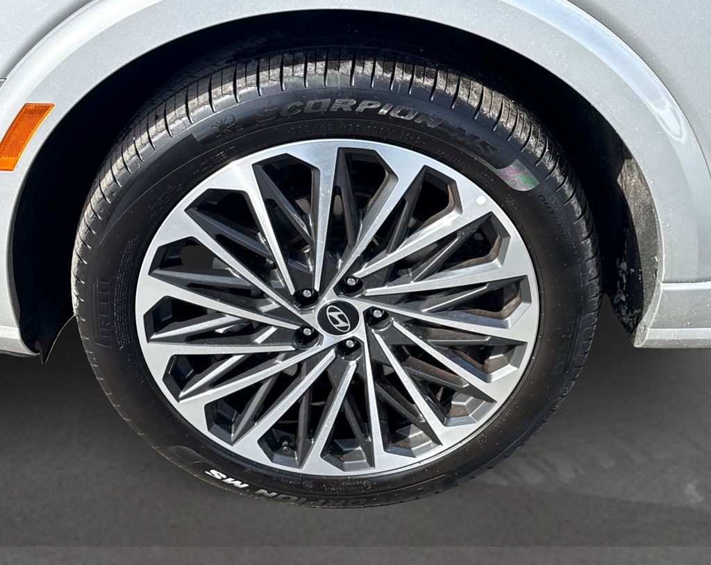 Used 2026 Silver Hyundai Calligraphy image 13