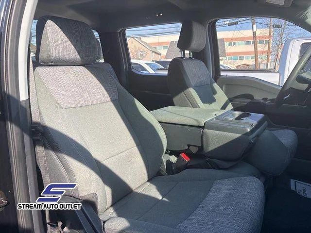 Used 2023 Black Ford XLT image 12