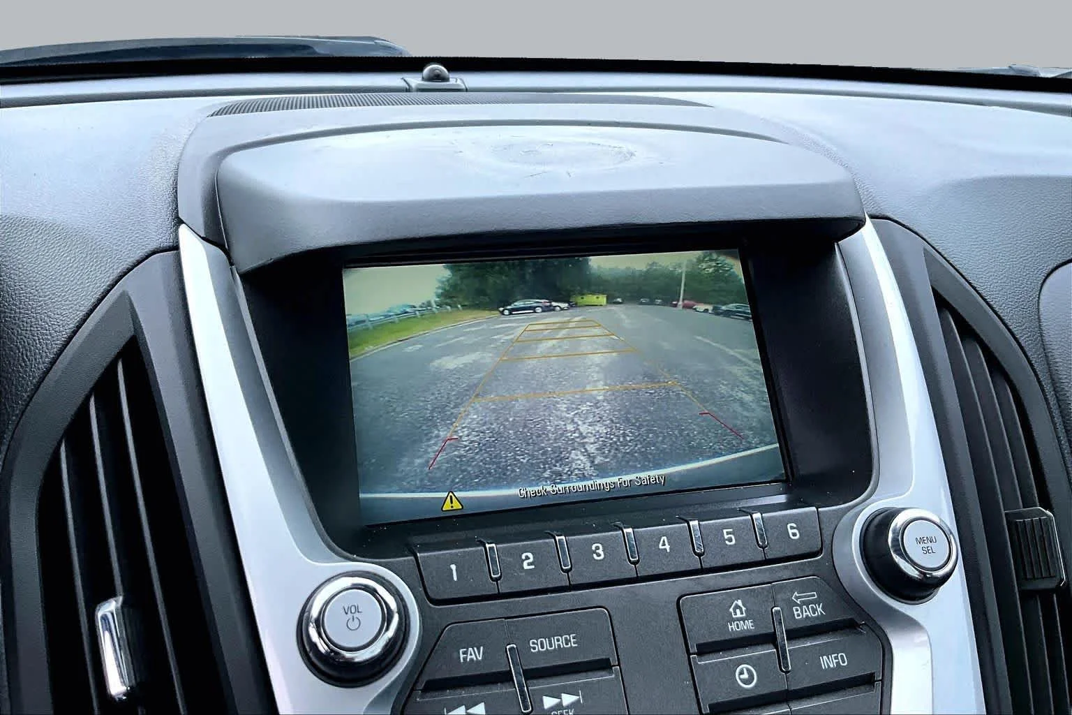 Used 2016 Silver Ice Metallic Chevrolet LT image 26