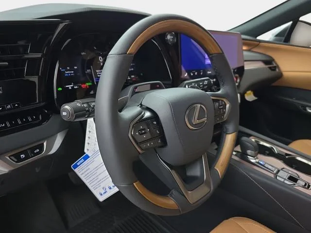 New 2026 Eminent White Pearl Lexus PREMIUM image 23