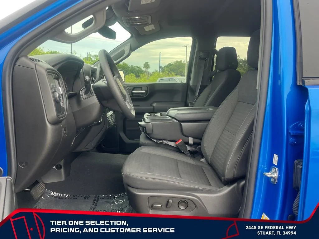 Used 2025 Riptide Blue Metallic Chevrolet Custom image 11