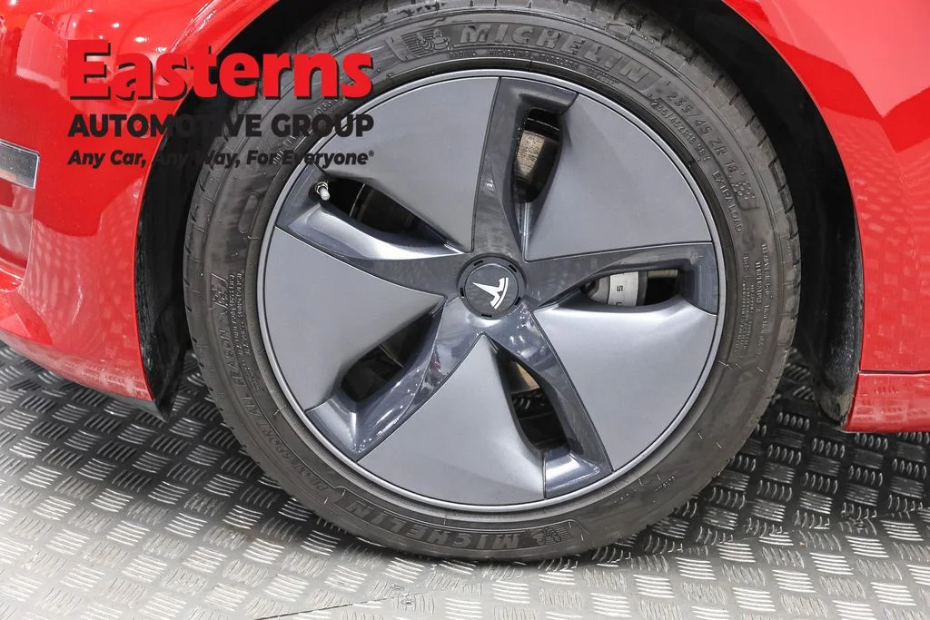 Used 2018 Red Tesla Long Range image 26