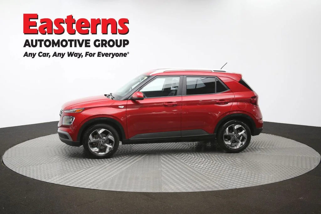 Used 2023 Red Hyundai Limited image 59