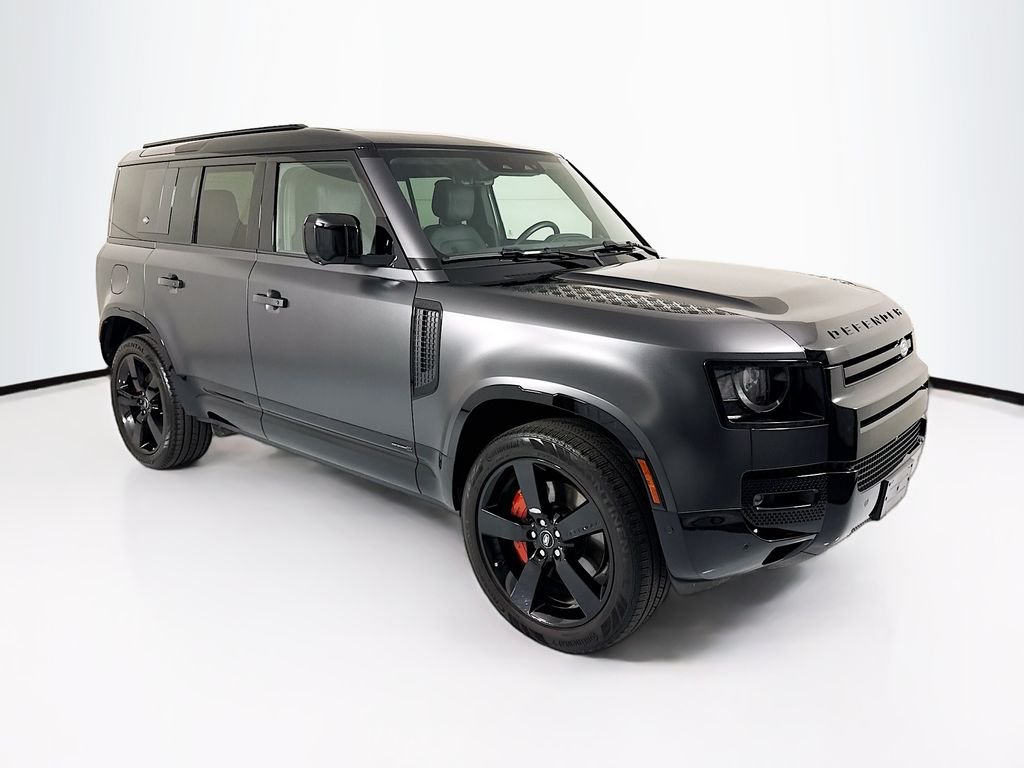 Used 2024 Carpathian Grey Premium Metallic Land Rover X image 3