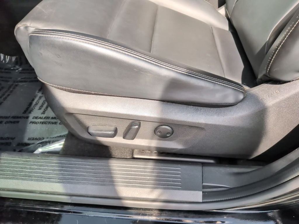 Used 2023 Black Nissan SV image 19