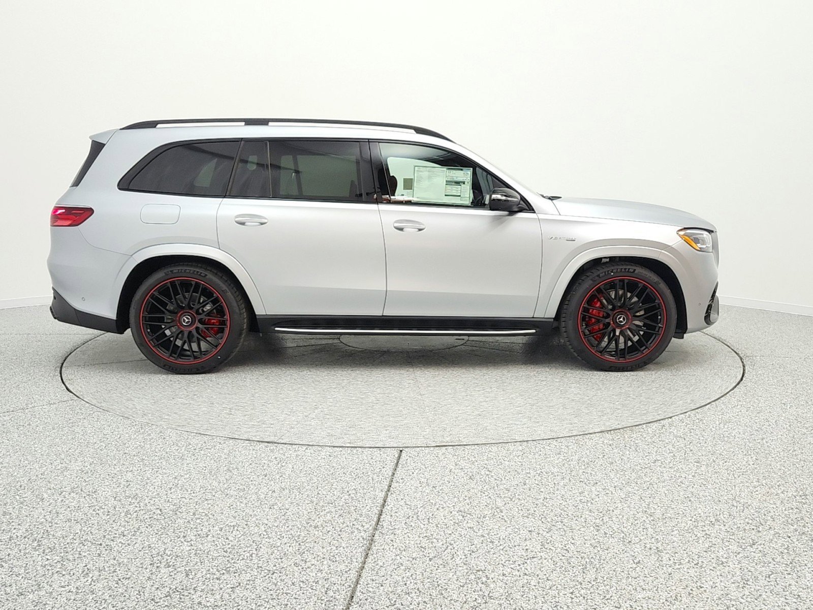 New 2026 MANUFAKTUR Signature Cirrus Silver Magno Mercedes-Benz AMG® GLS 63 4MATIC+ SUV image 24