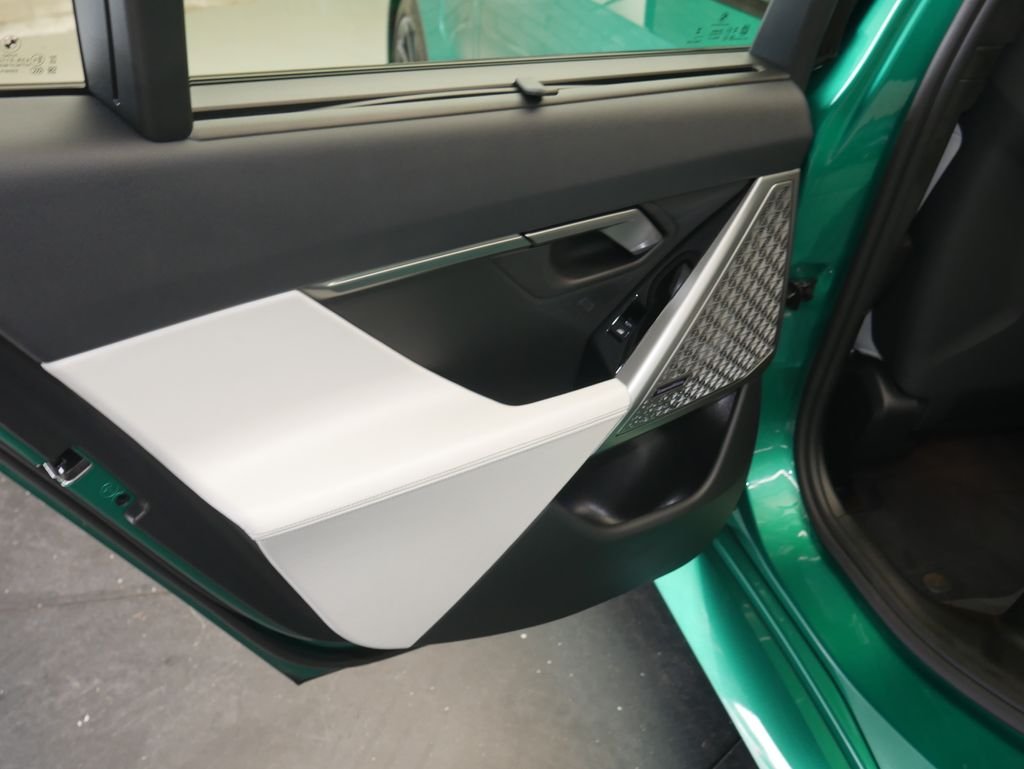 Used 2026 Green Metallic BMW Base image 18