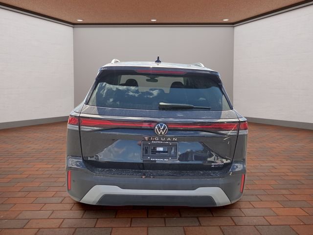 Used 2025 Deep Black Volkswagen 2.0T S image 24