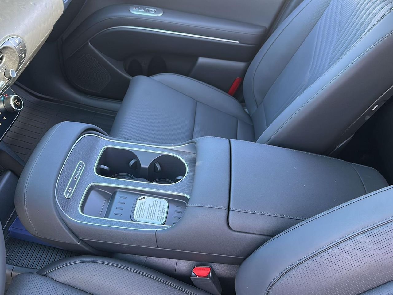 New 2027 Abyss Black Pearl Hyundai SEL Premium 7P image 29