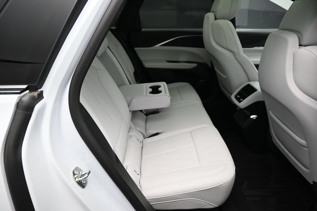 2026 Cadillac LYRIQ Sport - Photo 17