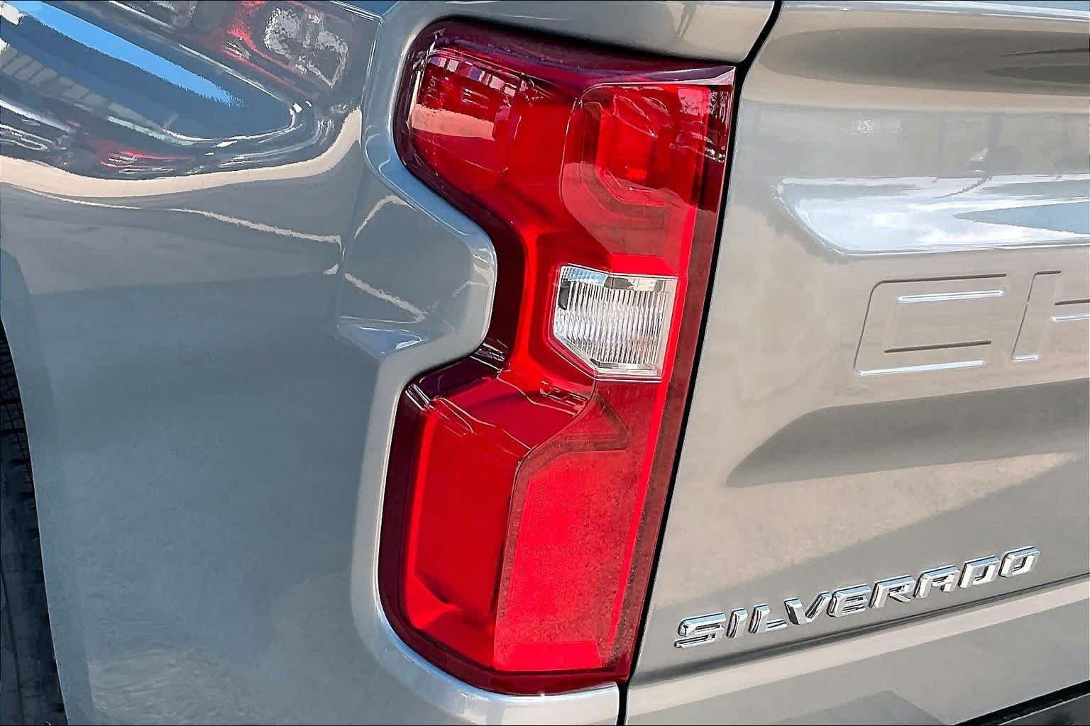 2026 Chevrolet Silverado 1500 RST - Photo 14