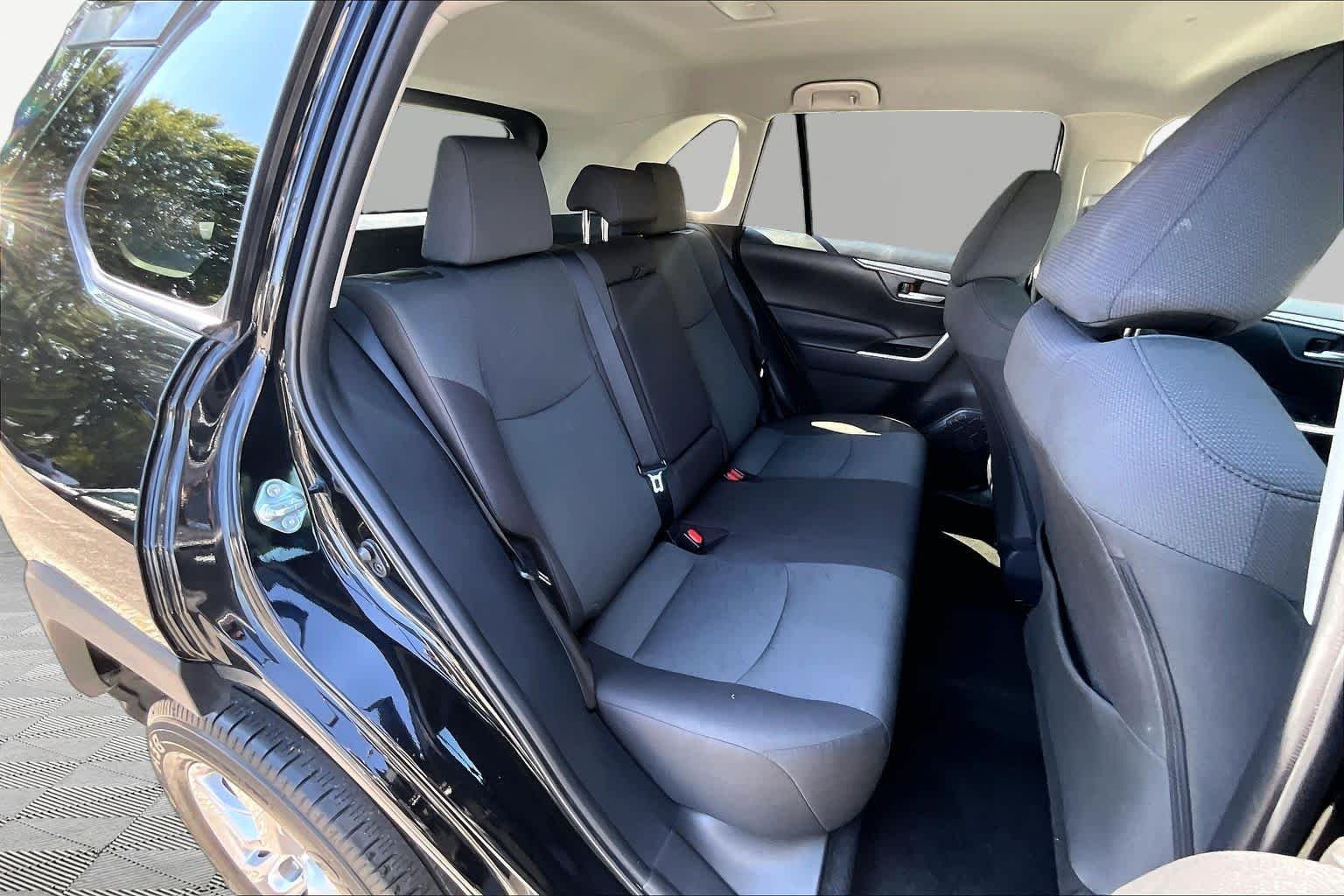 Used 2025 Midnight Black Metallic Toyota XLE image 20