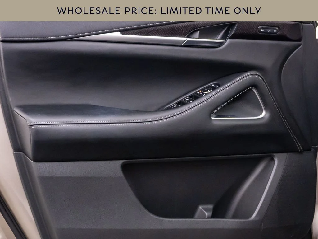 Used 2023 Silver INFINITI Sensory image 11