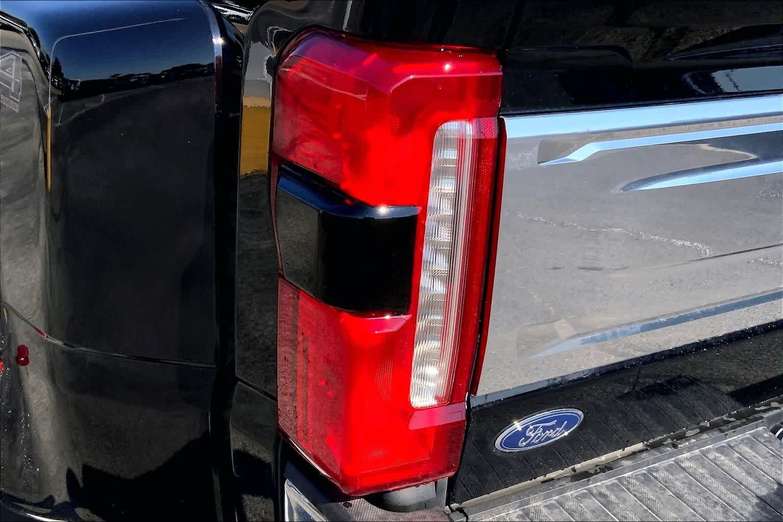 New 2026 Agate Black Metallic Ford F-350® King Ranch® image 11