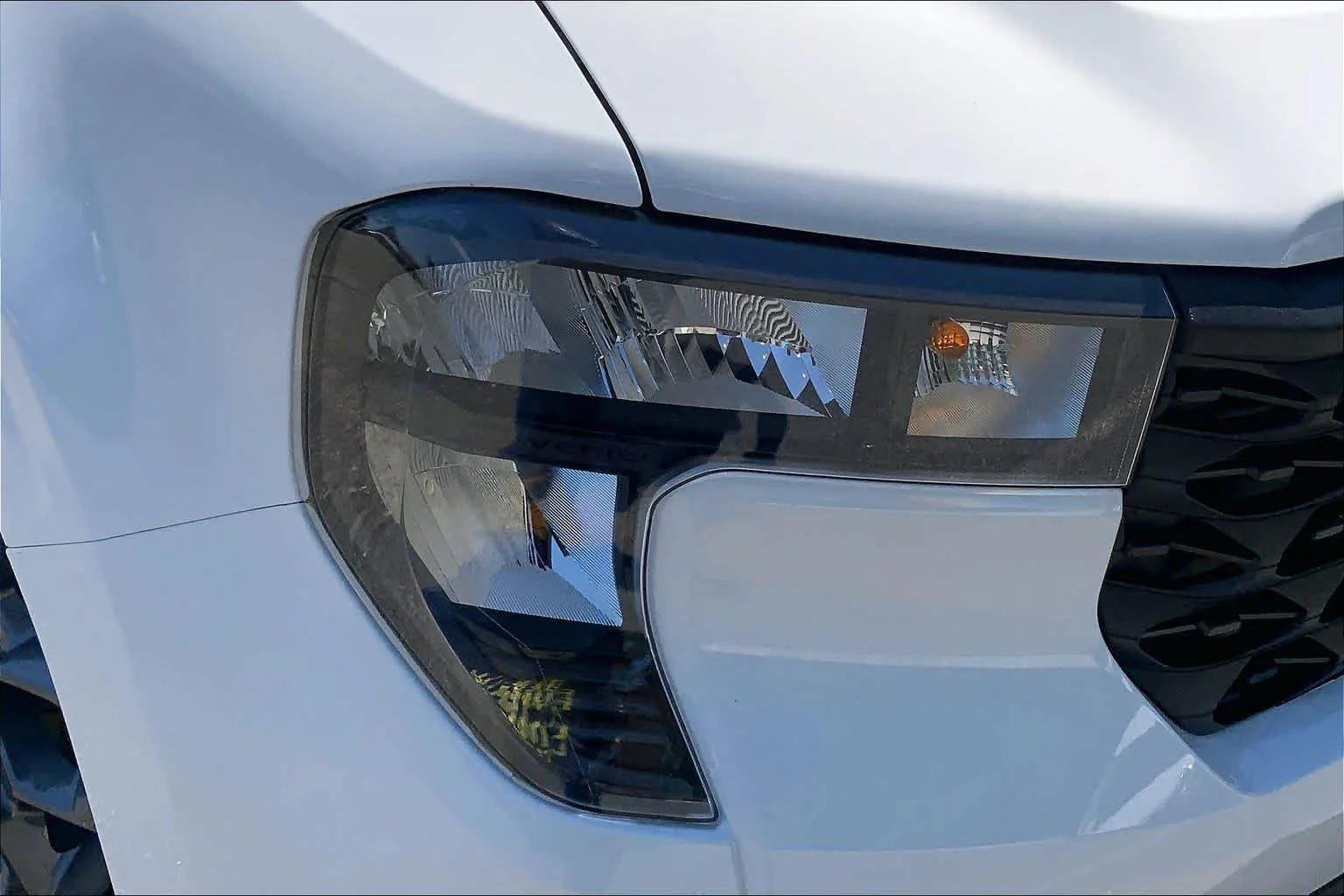 New 2026 Oxford White Ford XLT image 16