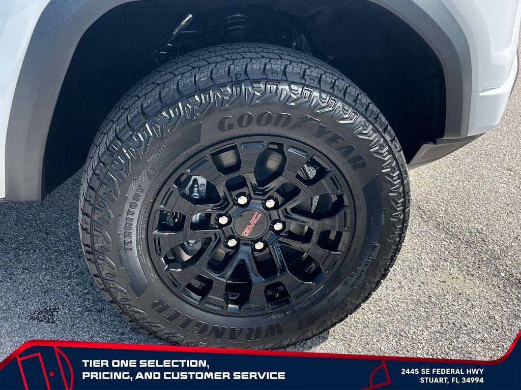 New 2026 Summit White GMC Elevation image 21