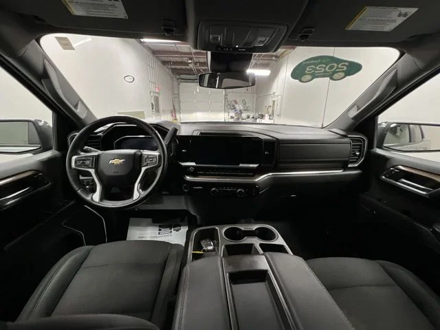 Used 2023 Gray Chevrolet LT image 21