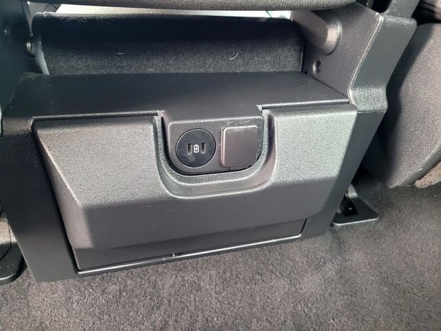 Used 2025 Silver Ford XLT image 13