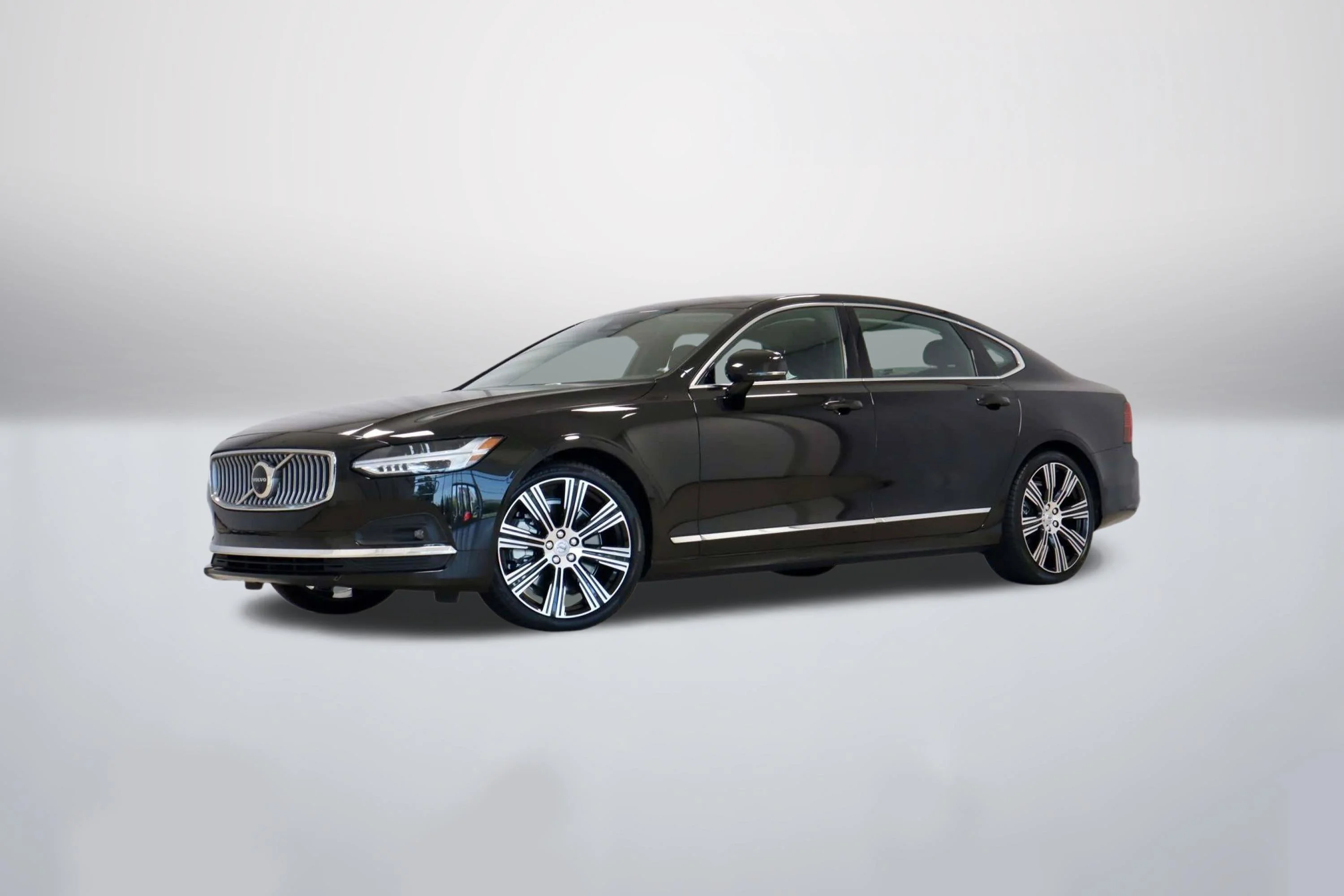 Used 2023 Black Stone Volvo Ultimate image 1