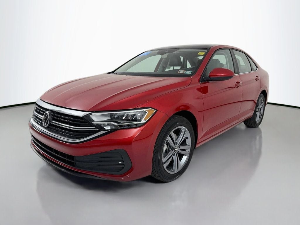 Used 2023 Kings Red Metallic Volkswagen SE Automatic image 3
