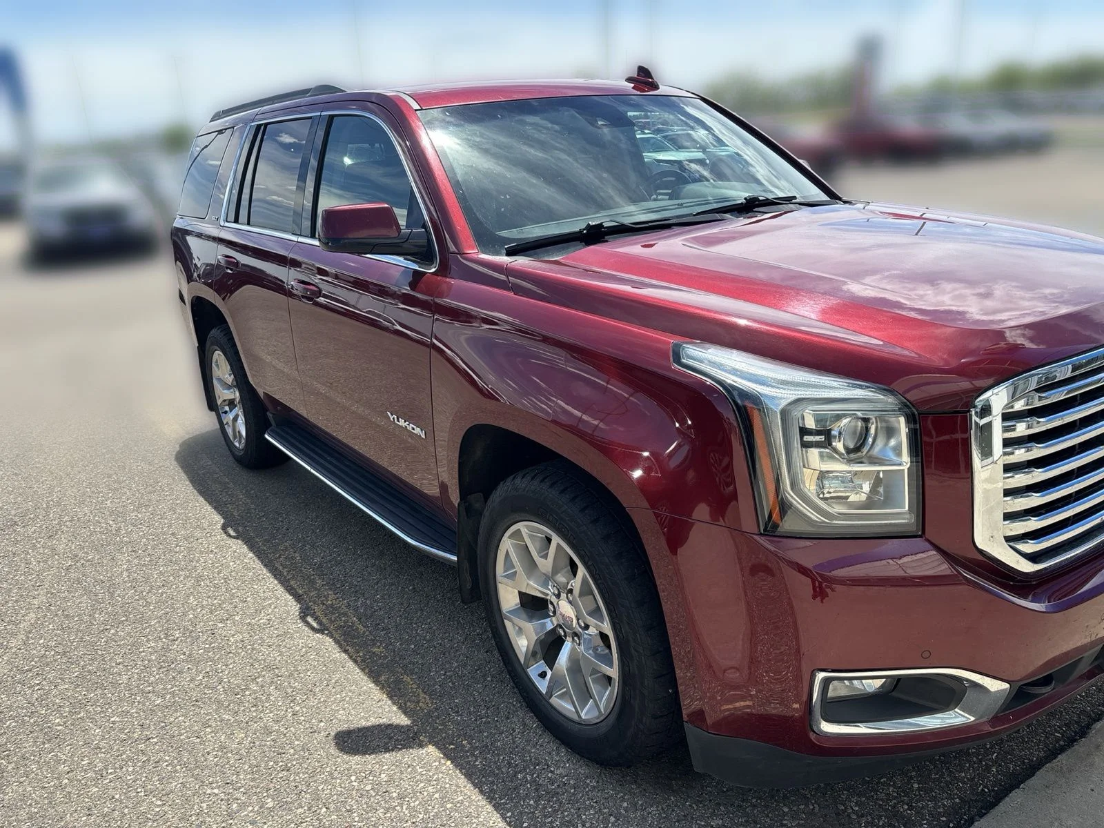 Used 2018 Red GMC SLT image 2