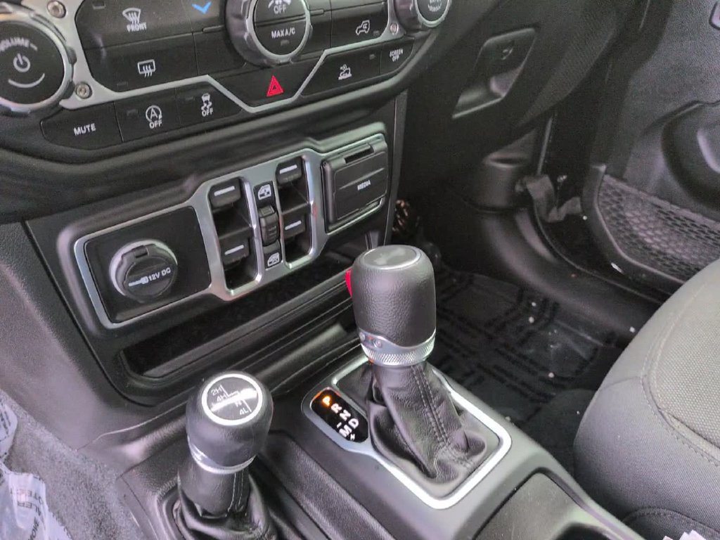 Certified Used 2022 Black Jeep Unlimited Sport S image 26