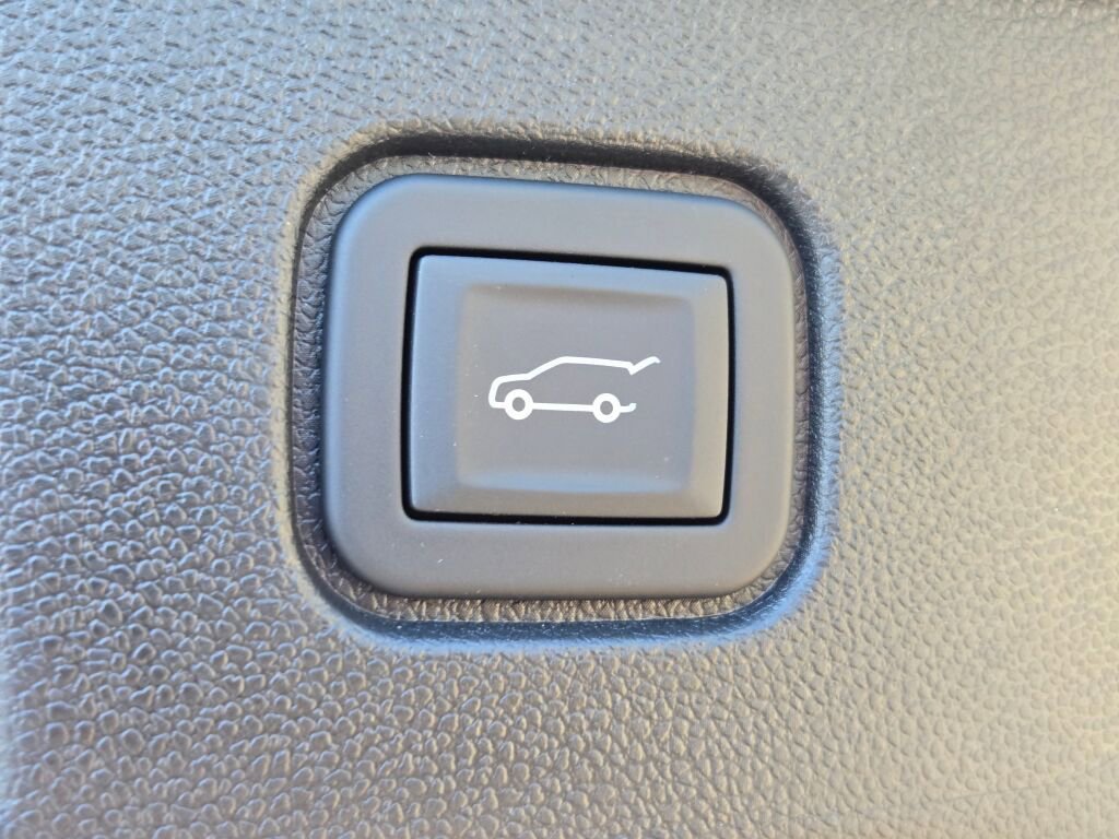 2025 Chevrolet Blazer EV RS - Photo 13