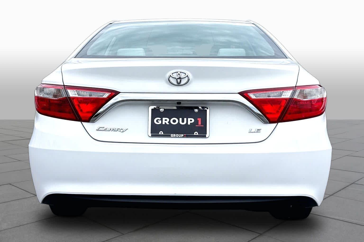Used 2016 Super White Toyota LE image 5