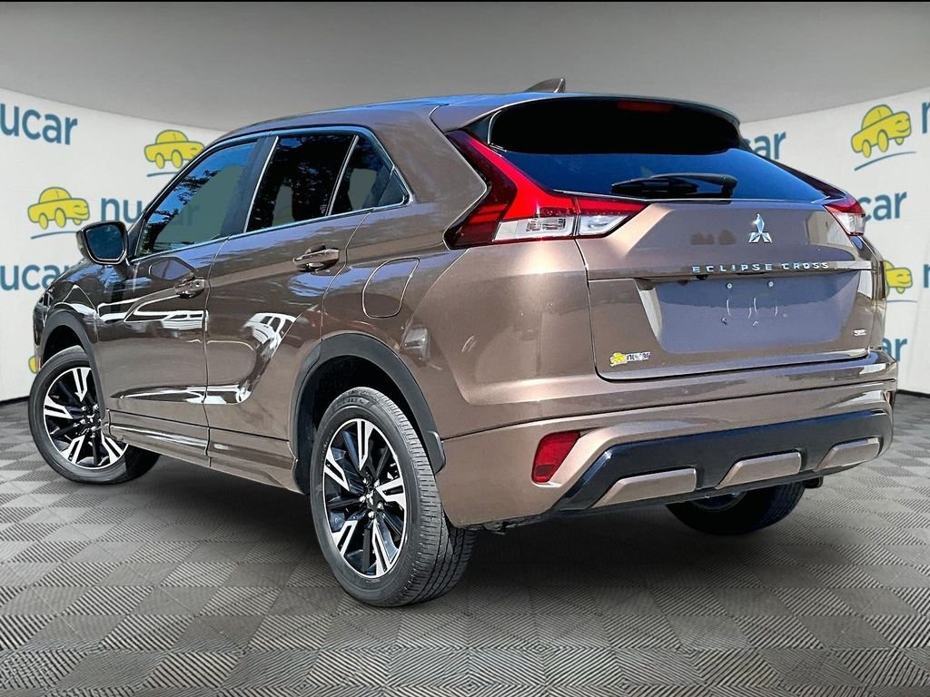 Used 2024 Bronze Metallic Mitsubishi SE image 4