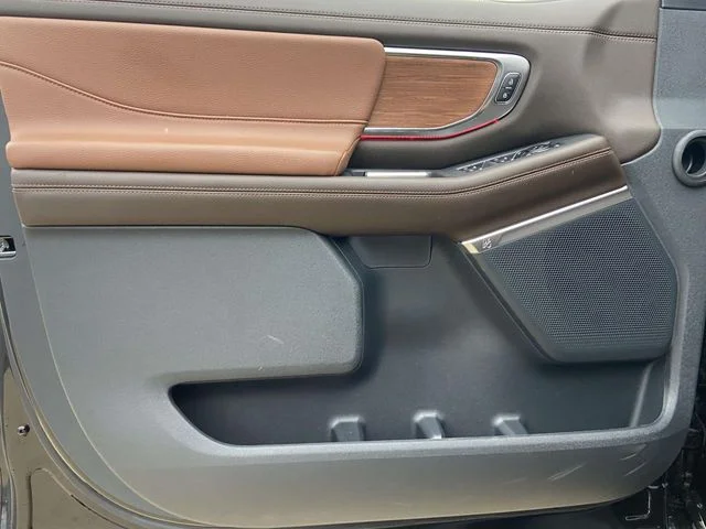 New 2026 Agate Black Metallic Ford King Ranch image 11