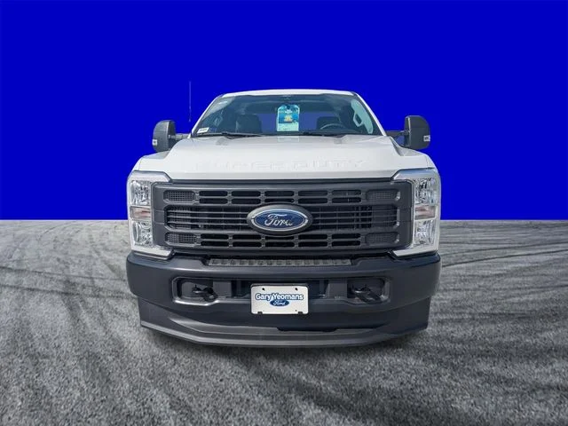 New 2026 Oxford White Ford F-250® XL image 9