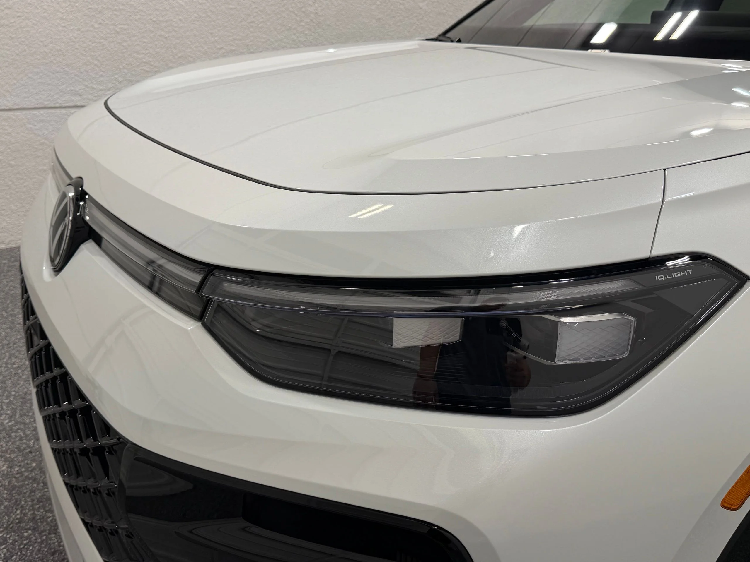 New 2026 White Volkswagen SEL R-Line Turbo image 17