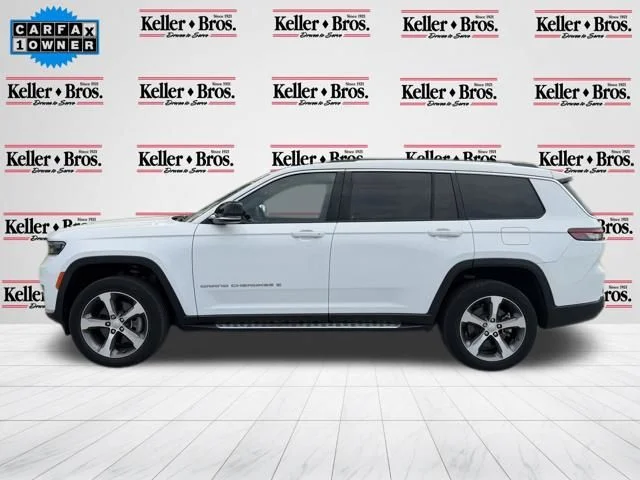 Used 2023 White Jeep Limited image 4