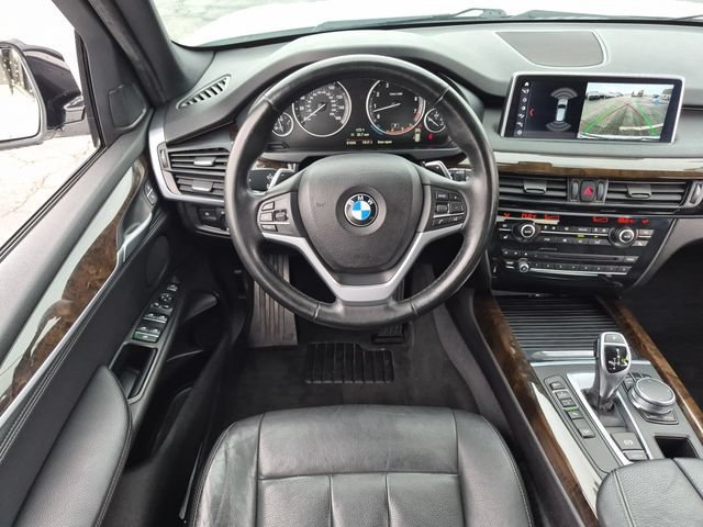 Used 2019 Black BMW M550i xDrive image 22