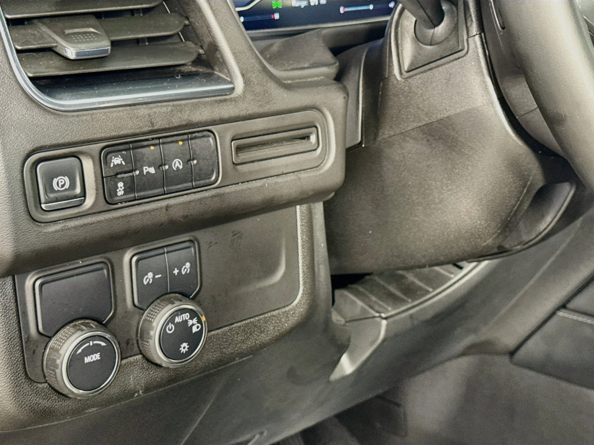 Used 2024 Black Chevrolet LT image 12