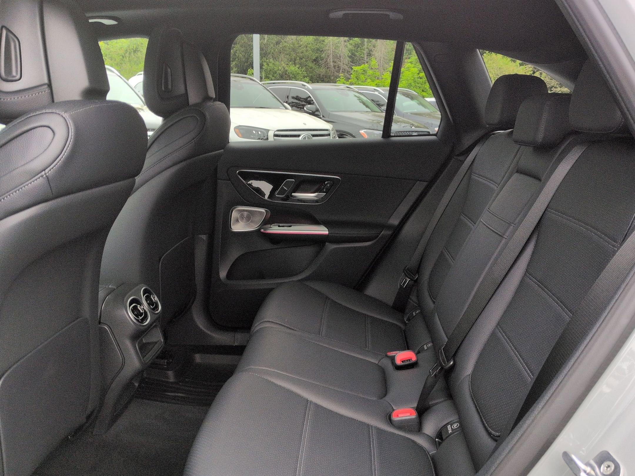 New 2026 MANUFAKTUR Alpine Grey Mercedes-Benz GLC 300 image 56