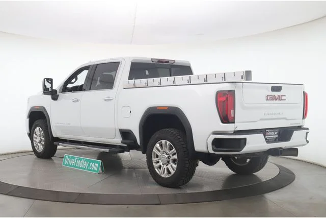 Used 2023 White GMC Denali image 8