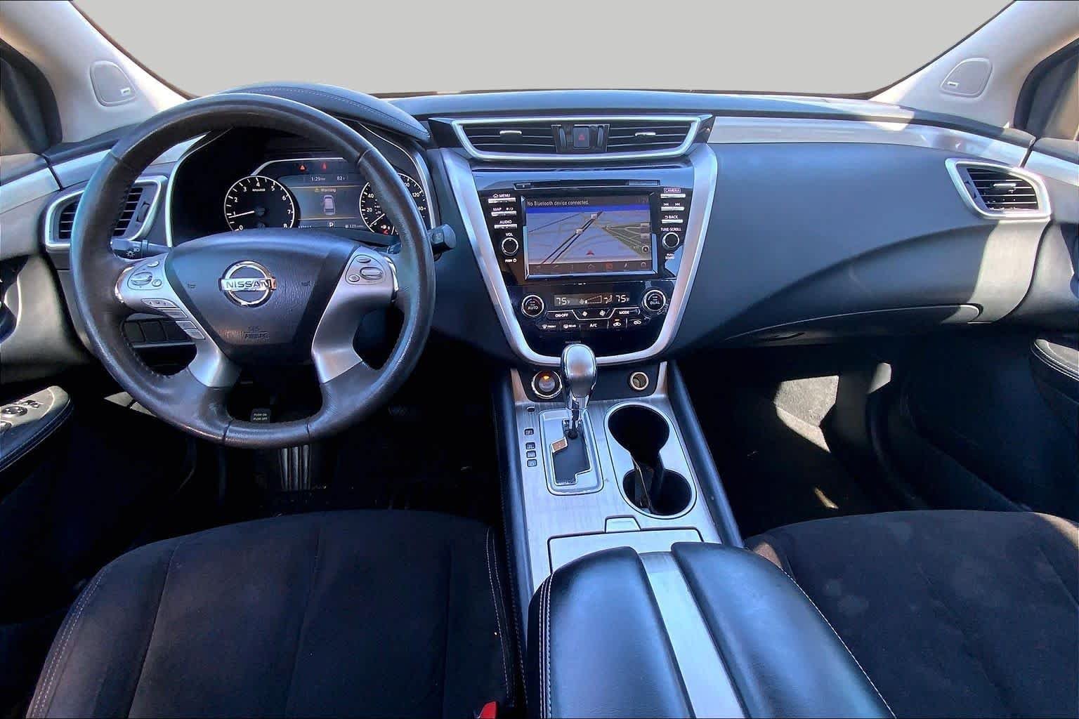 Used 2015 Brilliant Silver Metallic Nissan SV image 14