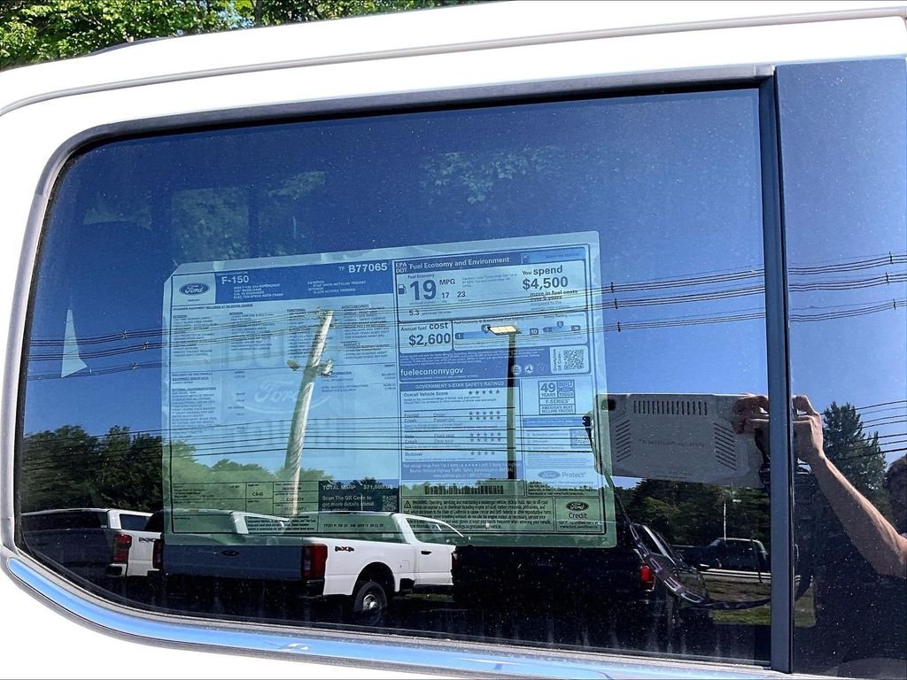 New 2026 Star White Metallic Tri-Coat Ford Lariat image 15