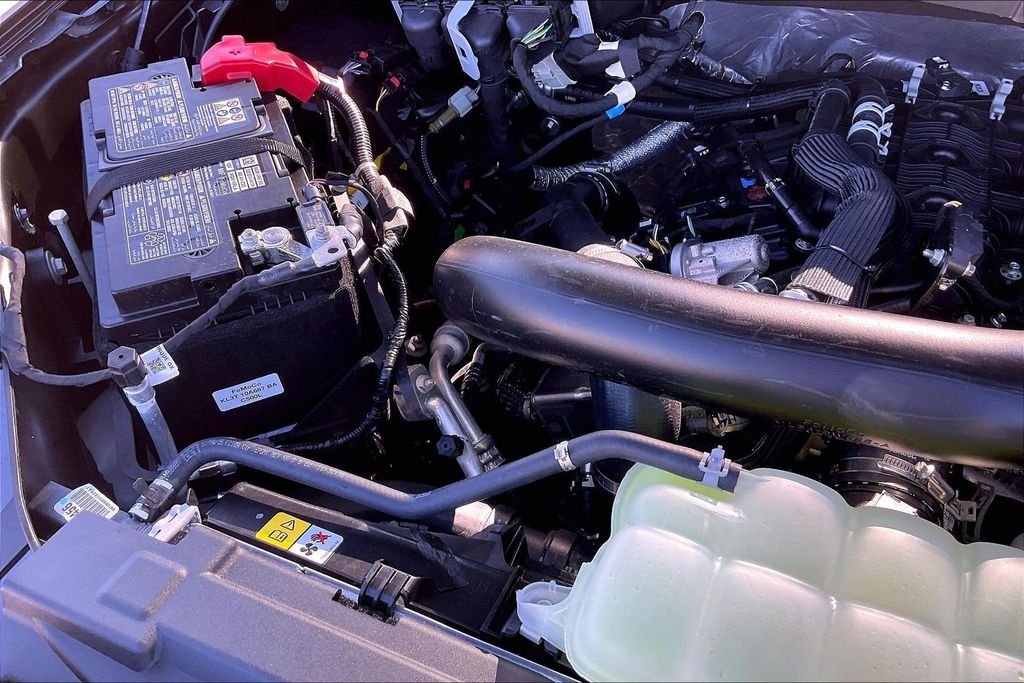 New 2026 Ford F-150 XLT 4D SuperCrew