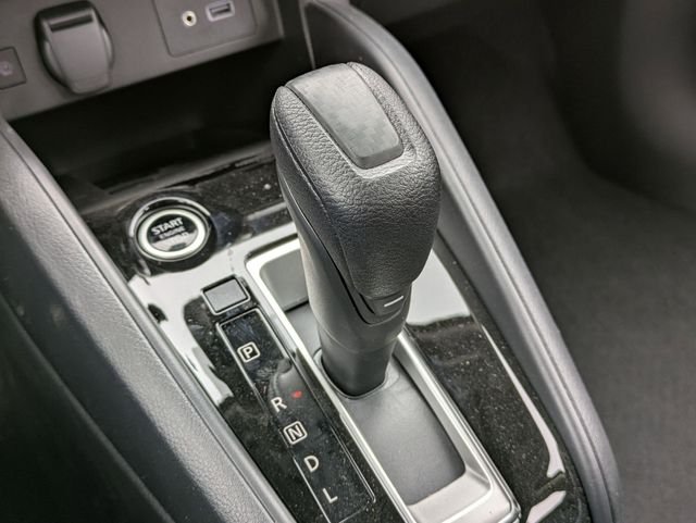 2025 Nissan Versa Sedan SV - Photo 16