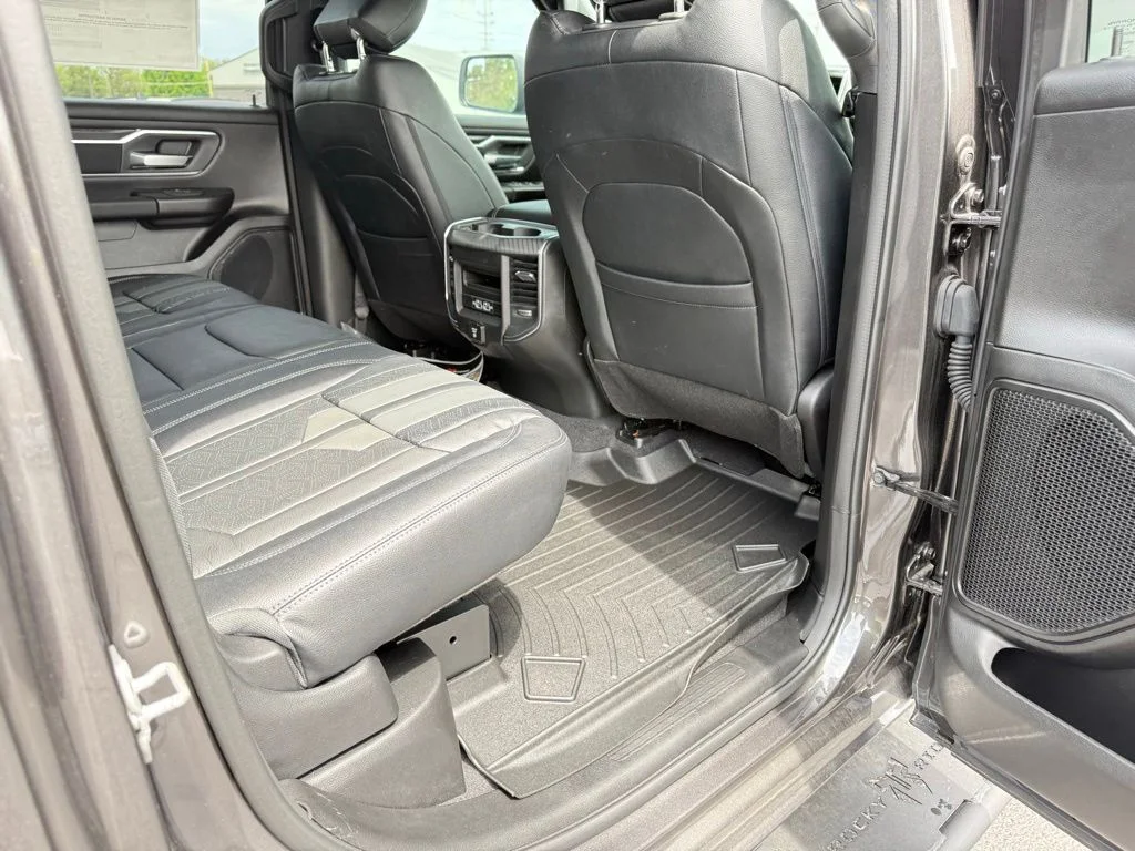 2025 RAM 1500 Big Horn/Lone Star - Photo 31
