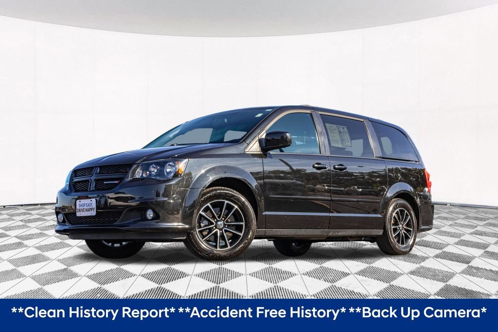 Used 2017 Black Dodge SXT image 2